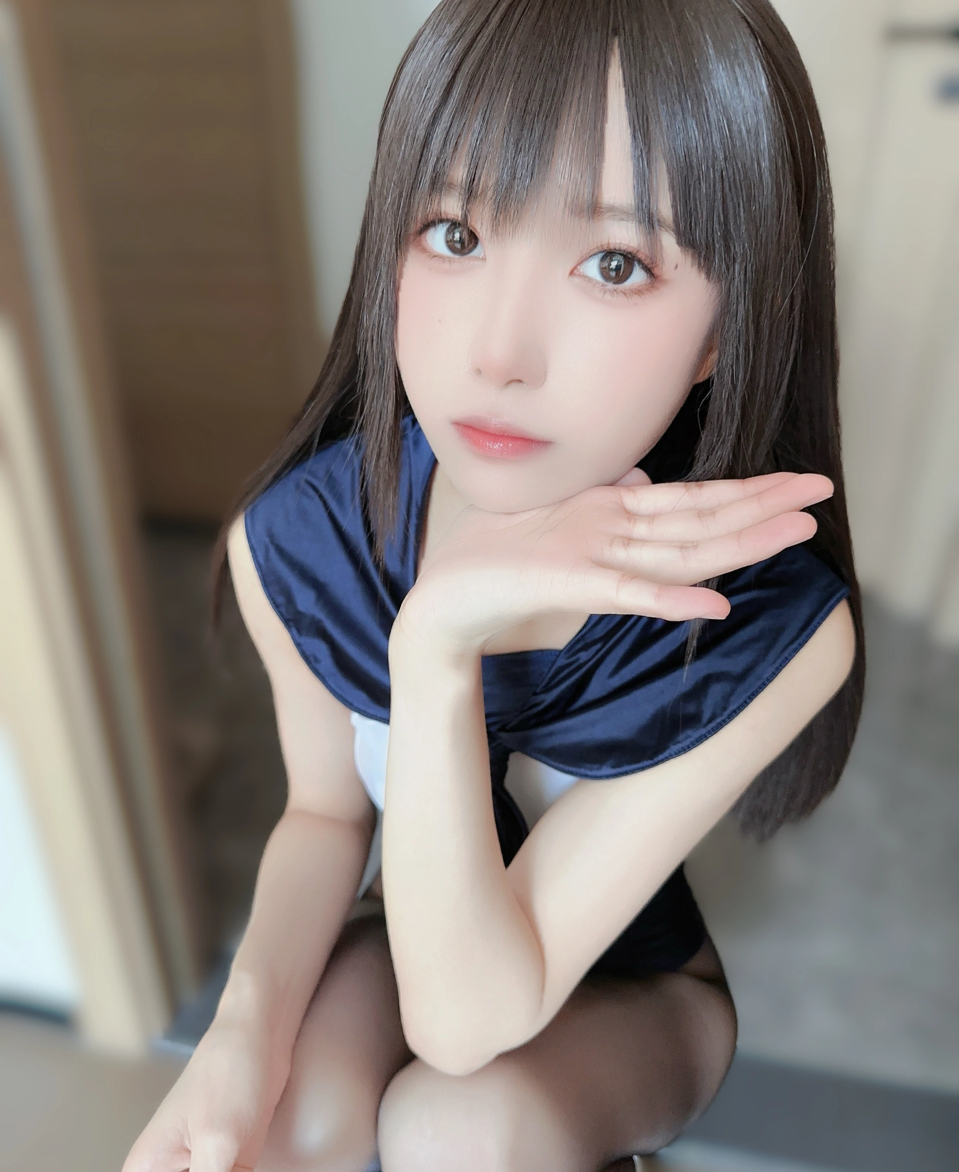 布丁大法 – NO.069 无内黑丝蜜臀美腿 1